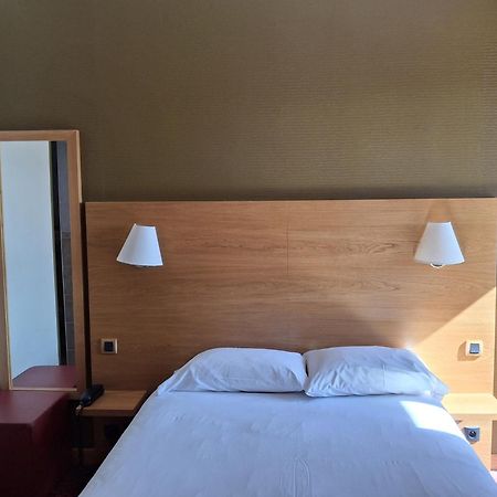 Hotel Tour Maje Rodez Exteriér fotografie